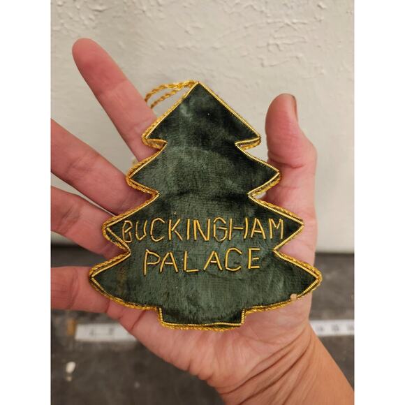 Royal Collection Trust Ornament Christmas Tea Cup Tree & Chair Gold Embroidered - Picture 8 of 12